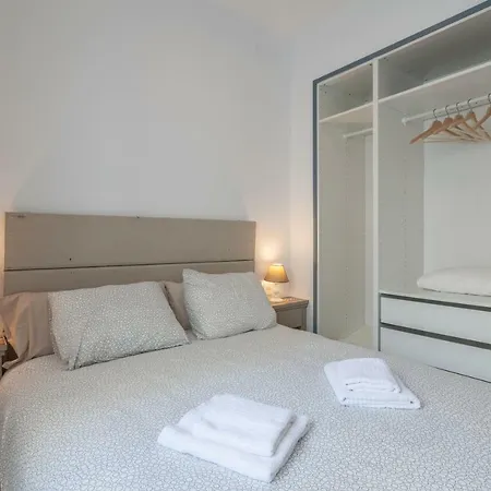 Casas De - Tintes12 * Seville